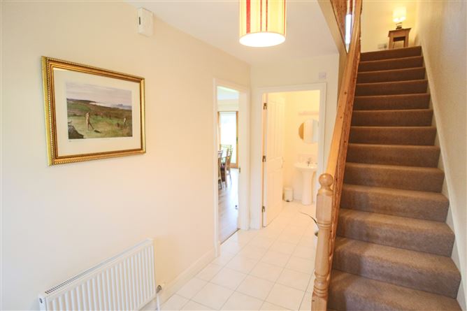 20 Earl Court, Lough Rynn, Mohill, Co. Leitrim