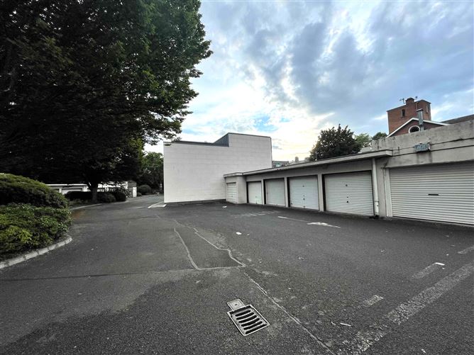  No.5 Garage Ardoyne House, Pembroke Park, Ballsbridge, Dublin 4