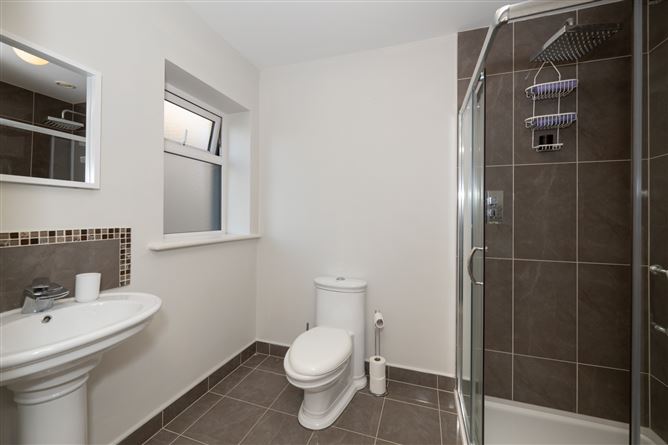 10 Valley View, Grange Manor, Ovens, Co. Cork