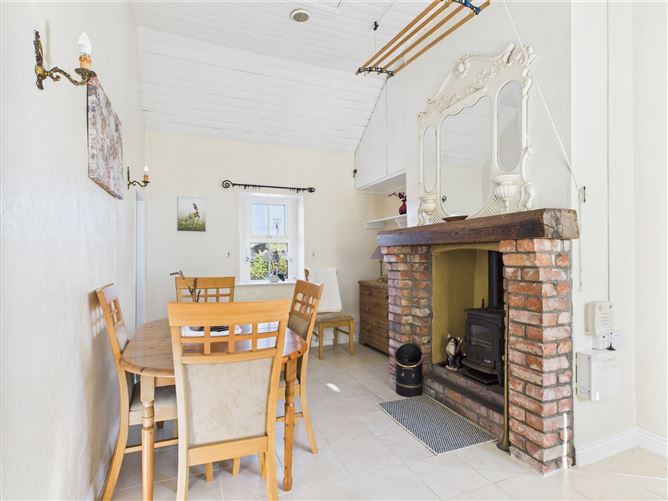 Warren Cottage, Ballymacoda, Garryvoe, Cork