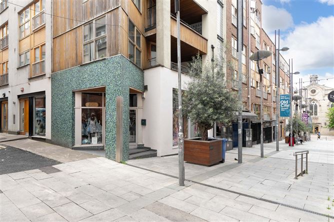 44 Old City Music Hall, Copper Alley, Dublin 8