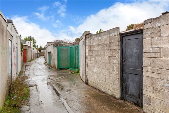 33 Shandon Drive, Phibsboro, Dublin 7