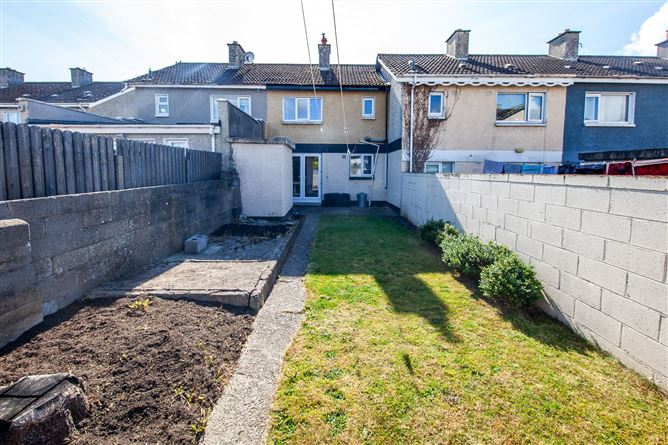 Photo 12 of 27 — 12 Bawnlea Avenue, Tallaght, Dublin
