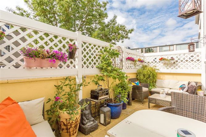 21 Village Weir, Lucan, Dublin