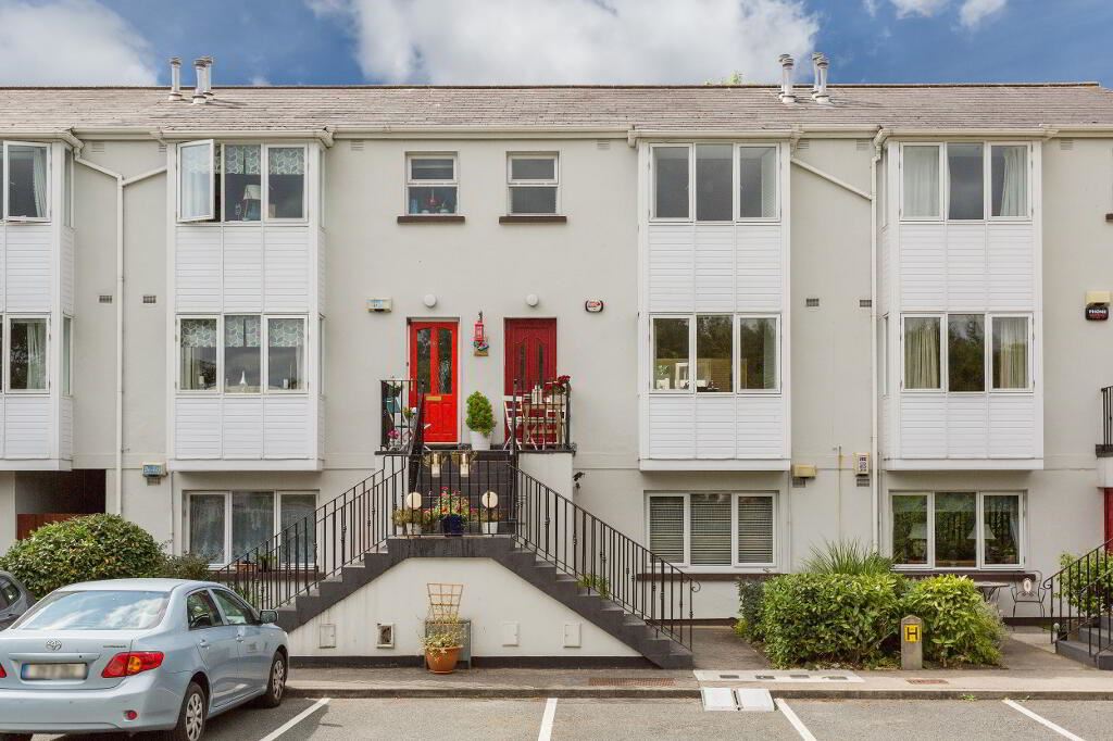 21 Village Weir, Lucan, Dublin