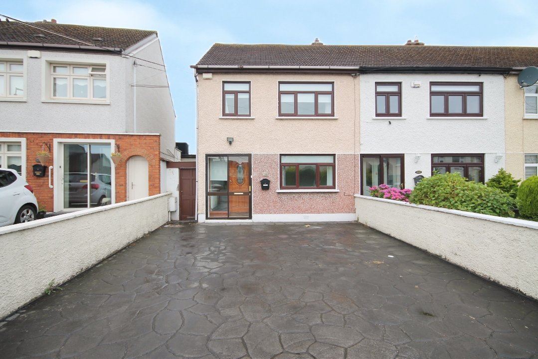 288 St James's Road, Walkinstown, Dublin 12 DNG Tallaght 4625336