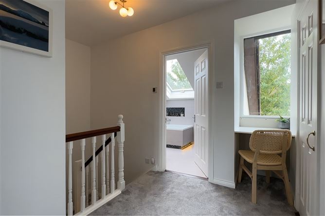 8 Stradbrook Grove, Blackrock, Co. Dublin