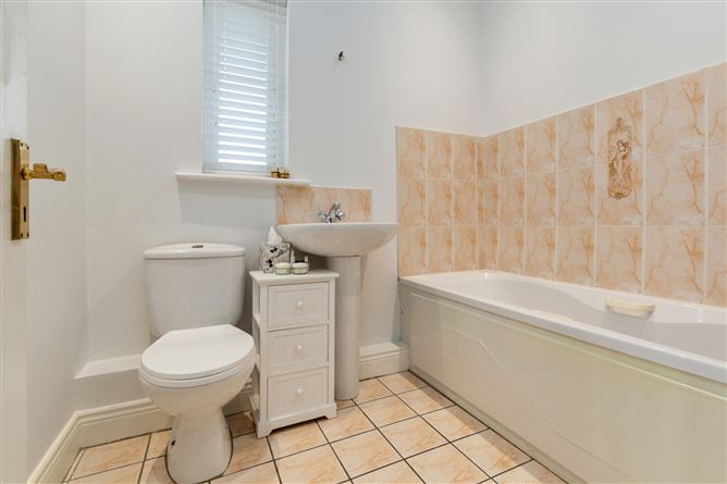 201 The Boulevard, Mount Eustace, Tyrrelstown, Dublin 15