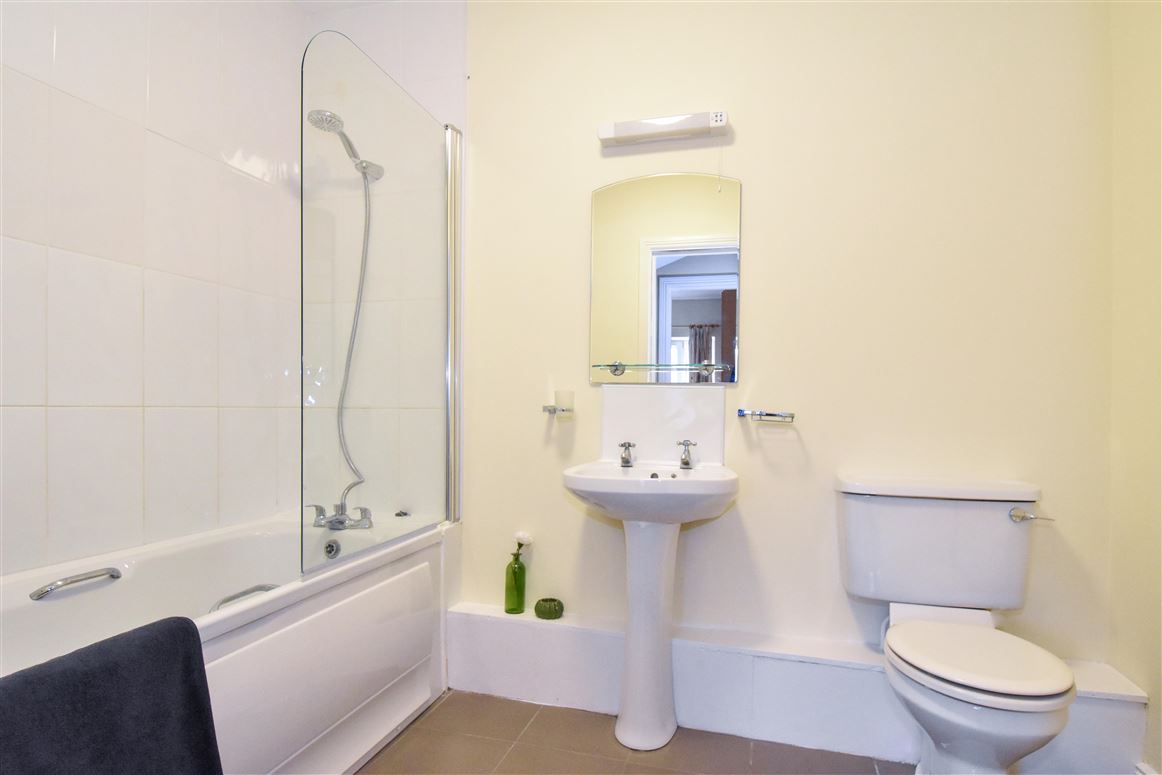 14 An Triantan, Bothar An Choiste, Castlegar, Galway