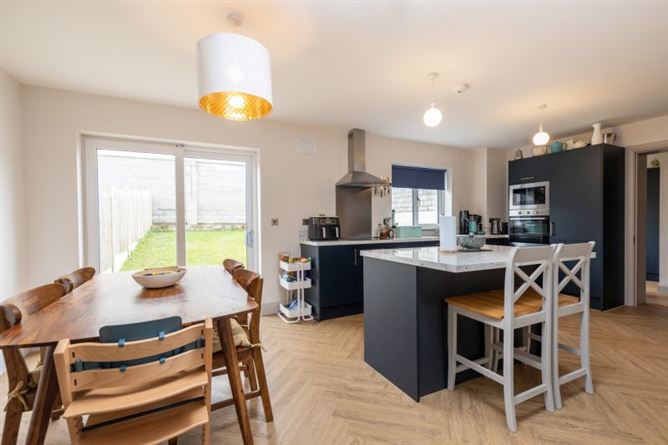 19 Manor View, Roxborough Manor, Mulgannon, Wexford Town, Wexford