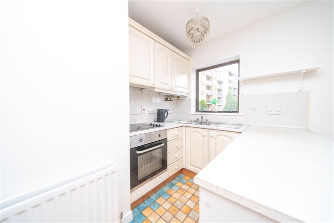17 Vintage Court , The Coombe, Dublin 8