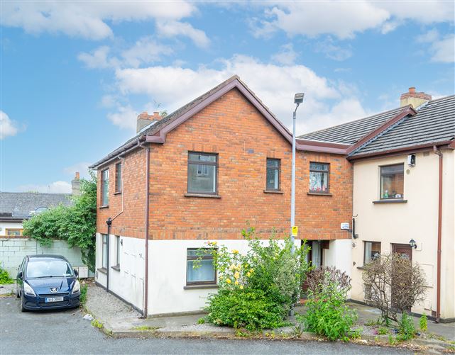 17 Vintage Court , The Coombe, Dublin 8