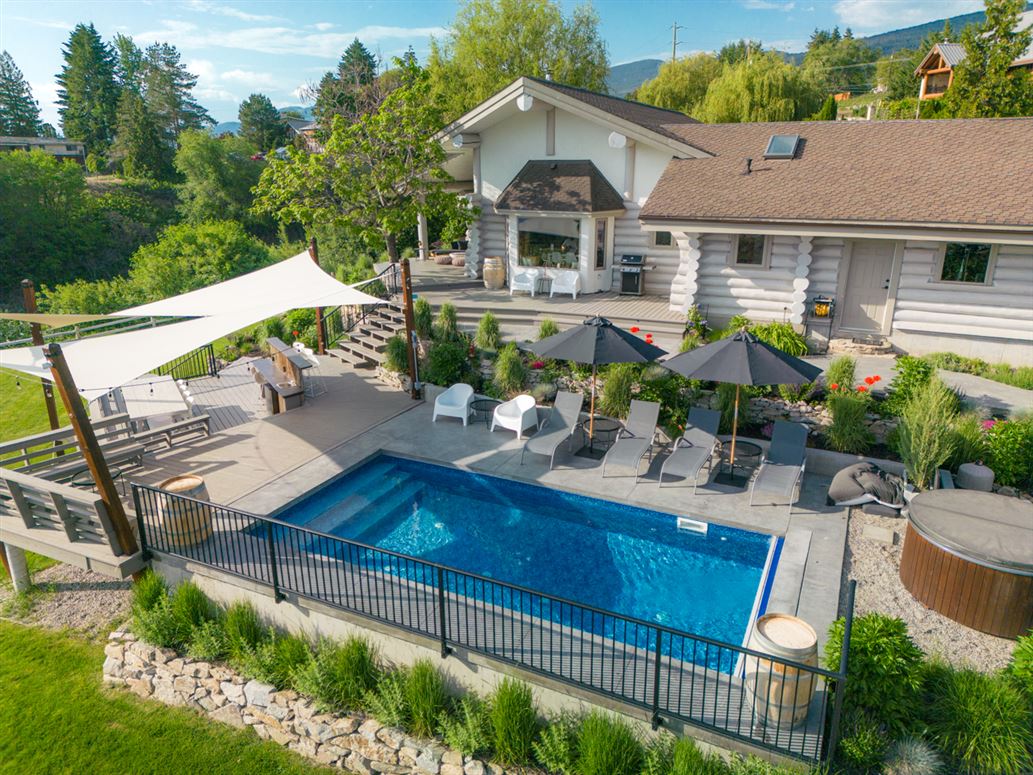 The Vineyard Hideaway,Naramata,British Columbia,Canada