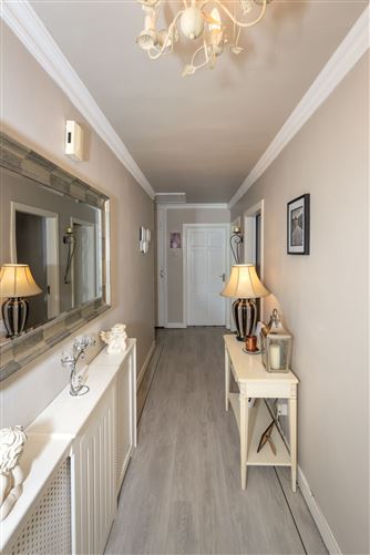 38 Glenwood, Carrigaline, Cork