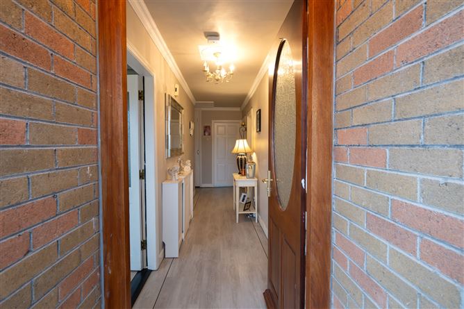 38 Glenwood, Carrigaline, Cork