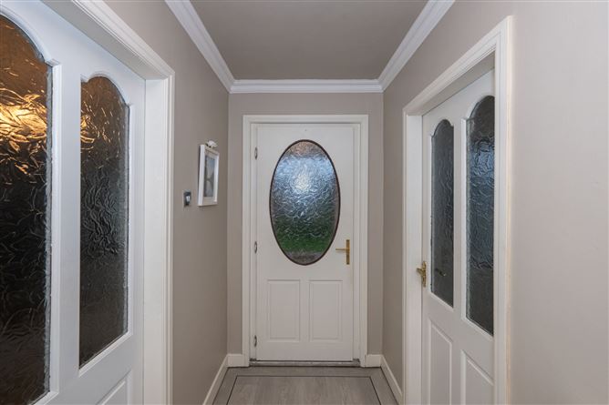 38 Glenwood, Carrigaline, Cork