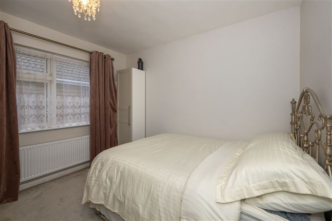 38 Glenwood, Carrigaline, Cork