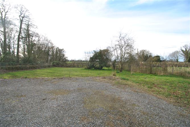 https://photos-a.propertyimages.ie/media/6/3/3/4913336/b649ec70-abdc-4dda-9ba3-b9555da84ce3_l.jpg