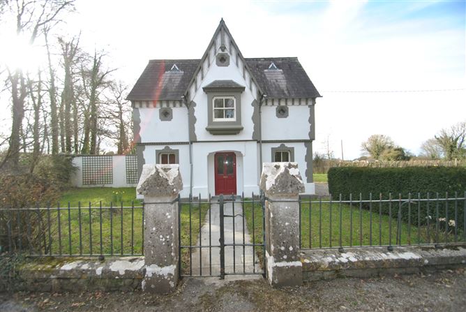 https://photos-a.propertyimages.ie/media/6/3/3/4913336/b649ec70-abdc-4dda-9ba3-b9555da84ce3_l.jpg