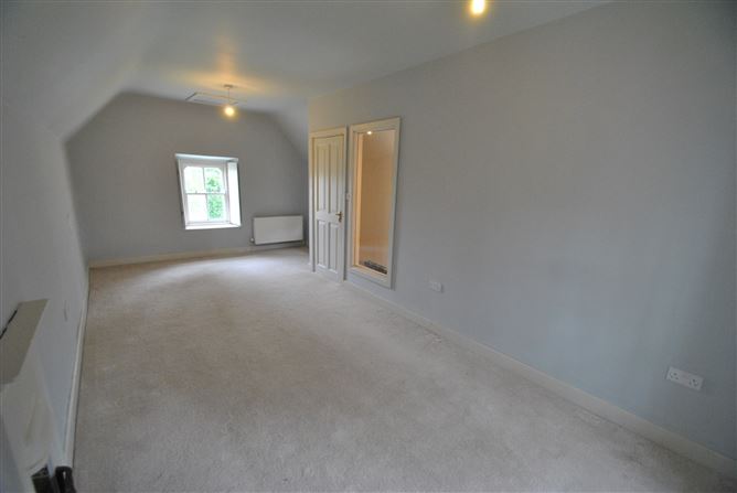 https://photos-a.propertyimages.ie/media/6/3/3/4913336/b649ec70-abdc-4dda-9ba3-b9555da84ce3_l.jpg