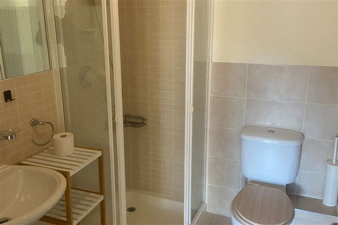 30 The Parade, Bastion Court, Connaught Street, Athlone, Co. Roscommon, N37TP66