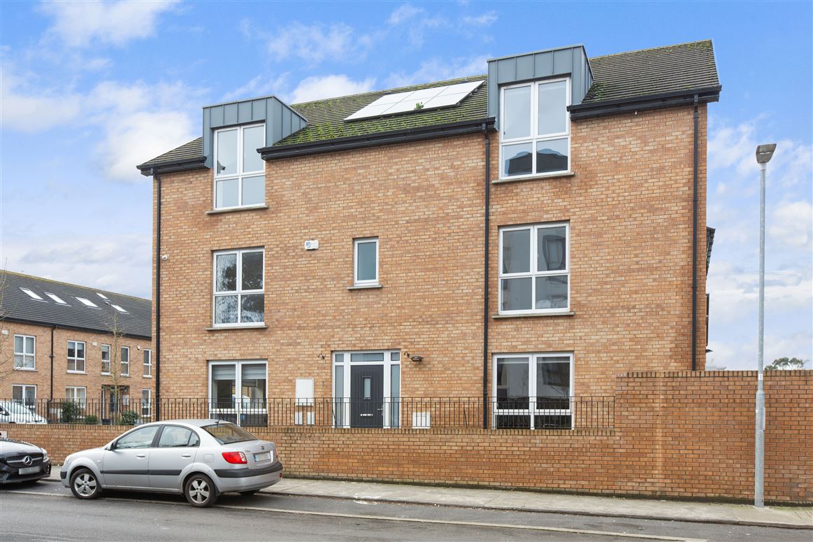 1 Northwood Green, Santry, Dublin 9