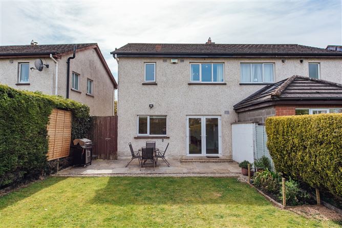 https://photos-a.propertyimages.ie/media/6/3/3/4935336/9cd4dd47-2810-4345-beac-4263e8ce3e08_l.jpg