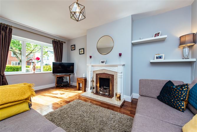 https://photos-a.propertyimages.ie/media/6/3/3/4935336/9cd4dd47-2810-4345-beac-4263e8ce3e08_l.jpg