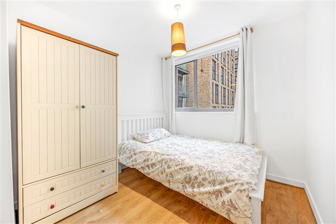 8 Butlers Place, Grand Canal Dock, Dublin 2, Dublin