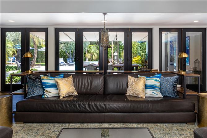 Atlas Chic,Palm Springs,California,USA