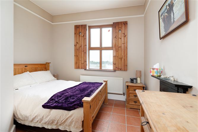 Samet, Enfield, Meath