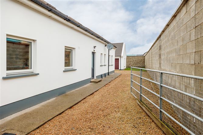Samet, Enfield, Meath