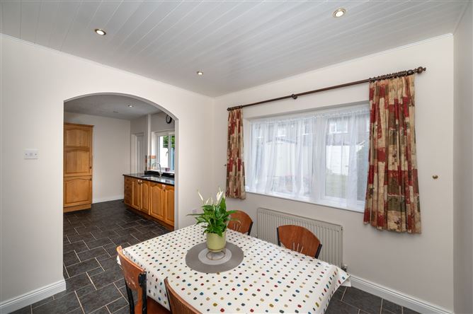 8 Westbury Grove, Wilton, Cork