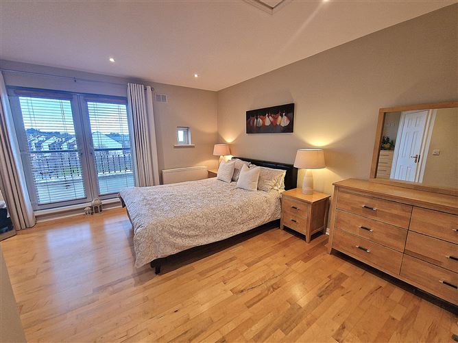 75 Creagán, Barna, Galway