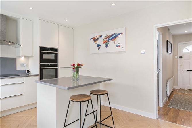 23 Kimmage Grove, Kimmage,   Dublin 6W