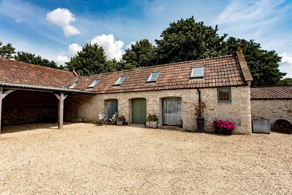 The Somerset Nest,Wick,Gloucestershire,United Kingdom