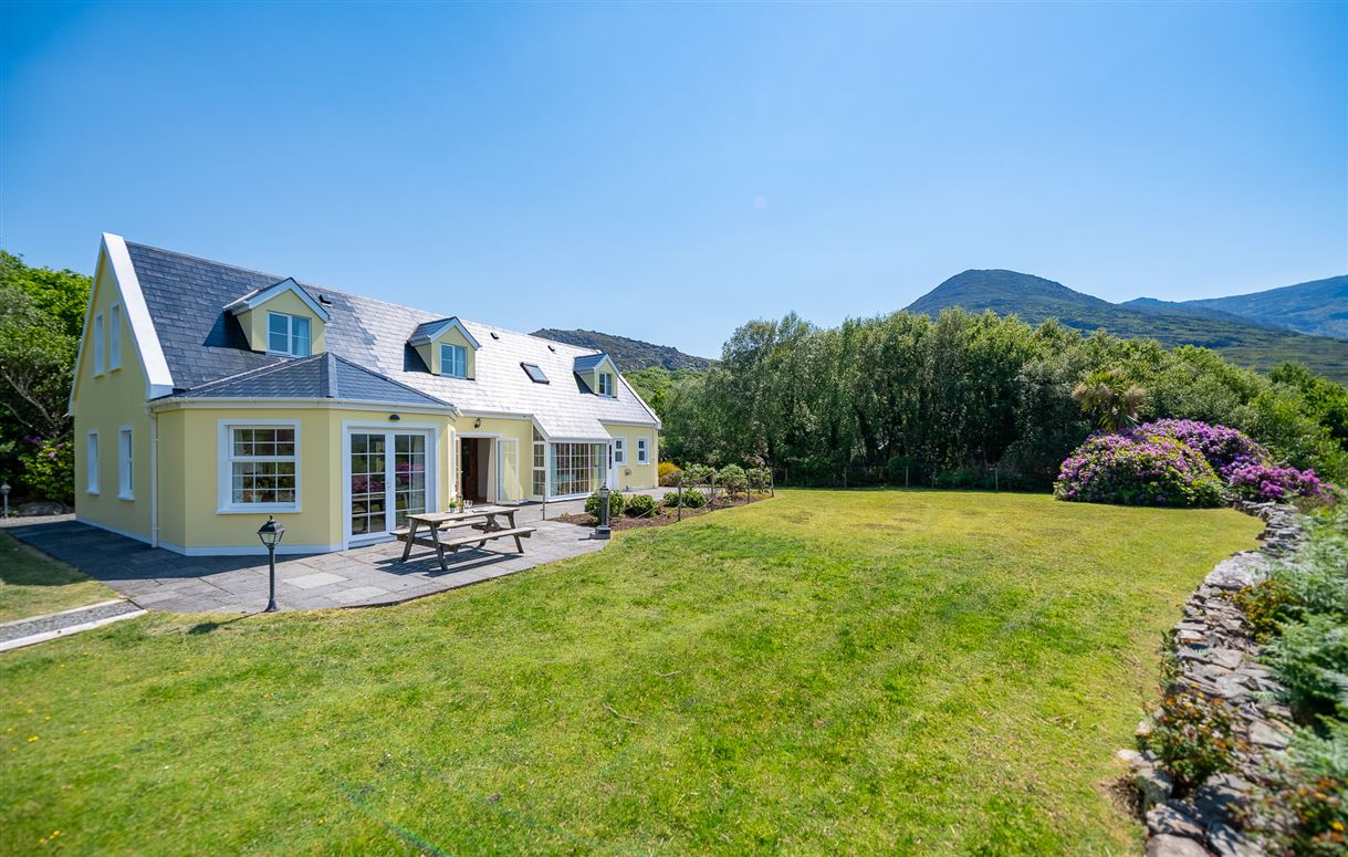 The Old Oak Cottage, Collorus, Lauragh, Kenmare, Co. Kerry, V93 W6V9 The Old Oak Cottage, Collorus, Lauragh, Kenmare, Co. Kerry, V93 W6V9