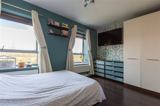 Apt 6, 22 Marsfield Avenue, Clongriffin, Dublin 13.