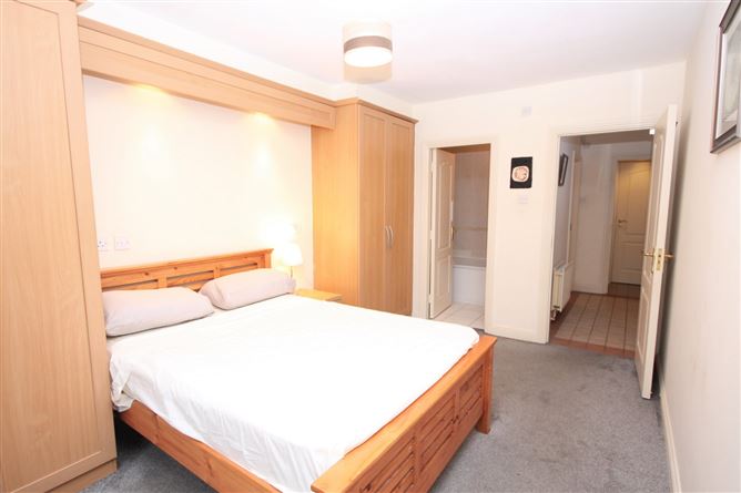 1 Claremount, Shankill, Dublin 18