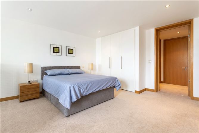 6 Hill Of Down House, Spencer Dock, Dublin 1
