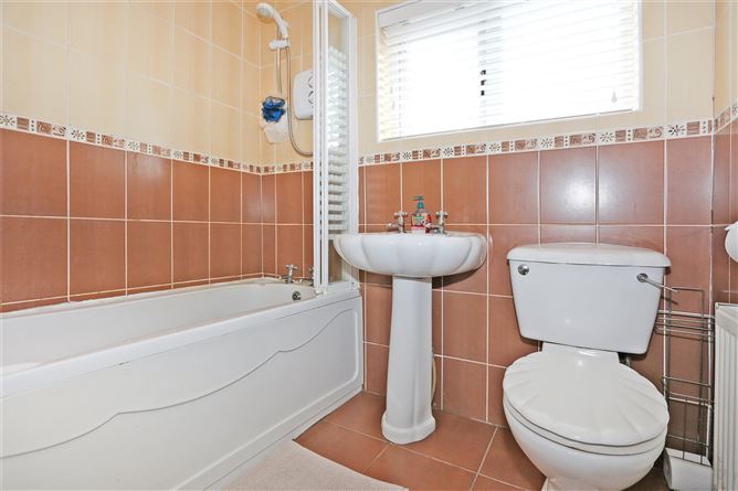 136 Finian Park, Shannon, Co. Clare