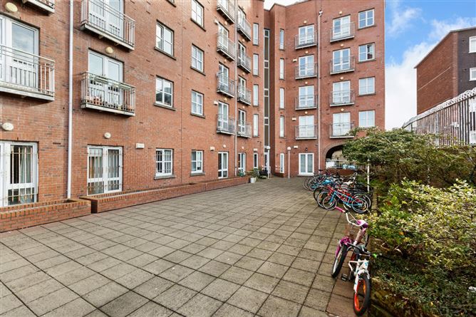 56 Mountjoy Square, Dublin 1