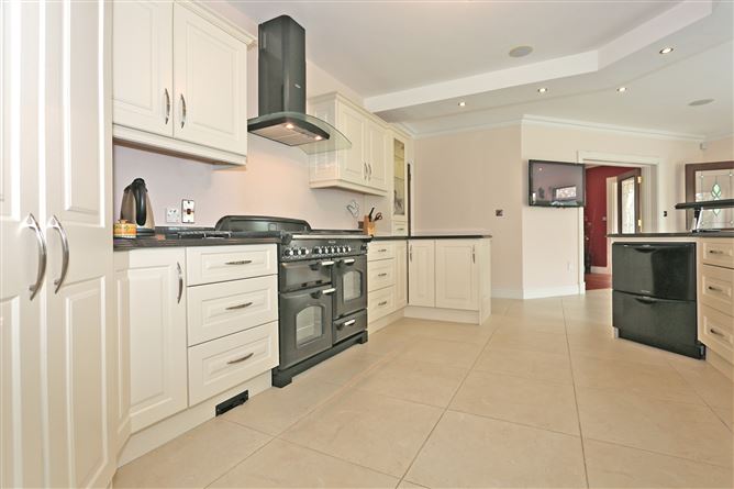 Cahercanivan, Kilmihil, Co. Clare.