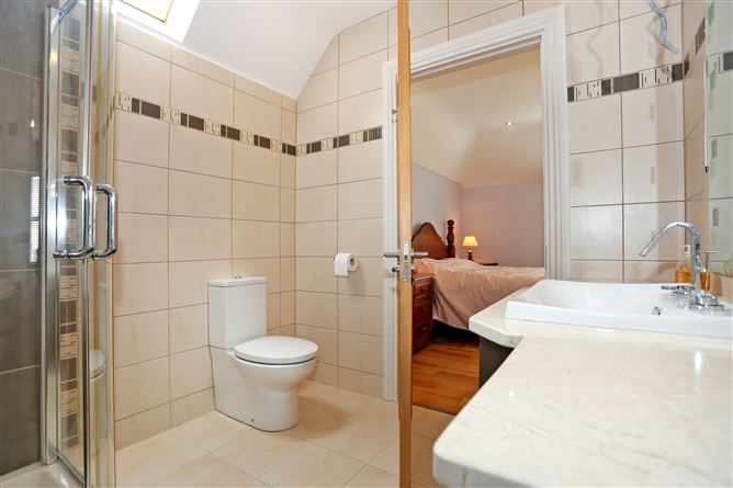 Cahercanivan, Kilmihil, Co. Clare.