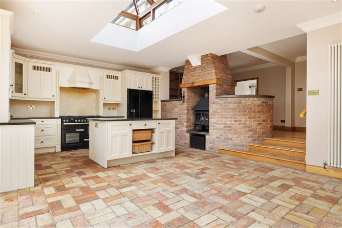 12 Cherrington Close, Shankill, Dublin