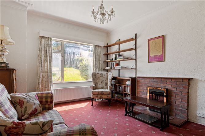 https://photos-a.propertyimages.ie/media/6/3/5/5003536/e2521f3b-1371-4a66-83c0-eb2e03c7eba6_l.jpg