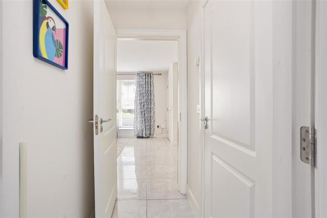 Photo 11 of 20 — 5 Saint Helens Downs, Adamstown, Lucan, Dublin