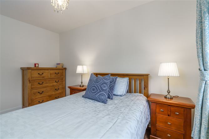 18 Glencairn Park, The Gallops, Leopardstown,   Dublin 18