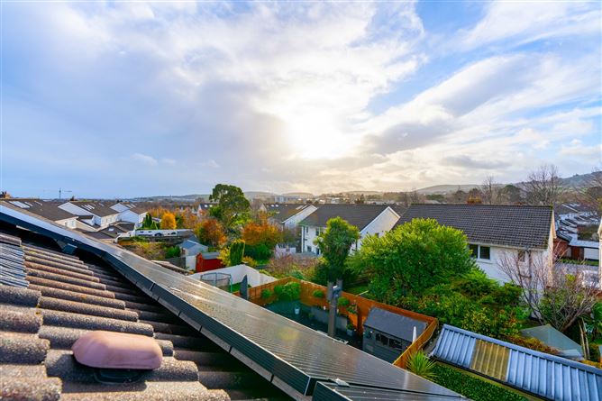 18 Glencairn Park, The Gallops, Leopardstown,   Dublin 18