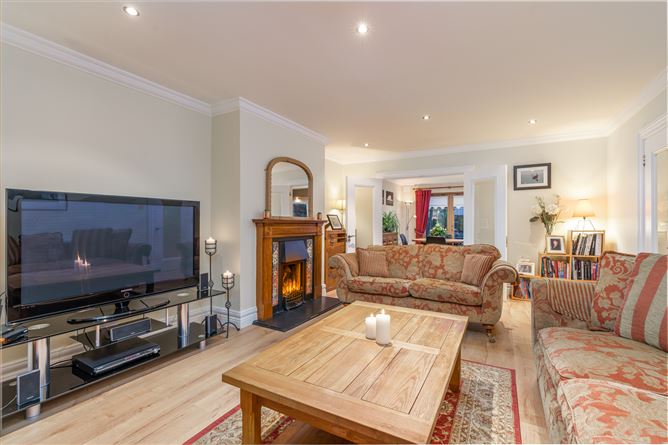 18 Glencairn Park, The Gallops, Leopardstown,   Dublin 18